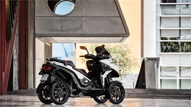 Quadro 4: Llega un nuevo concepto