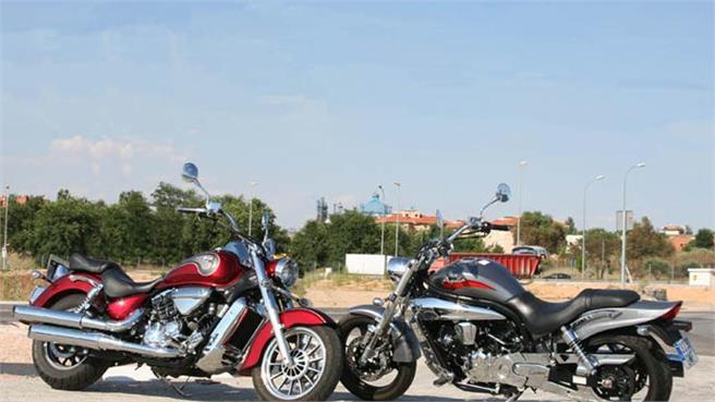 Comparativa Hyosung: GV 650 Aquila VS ST7