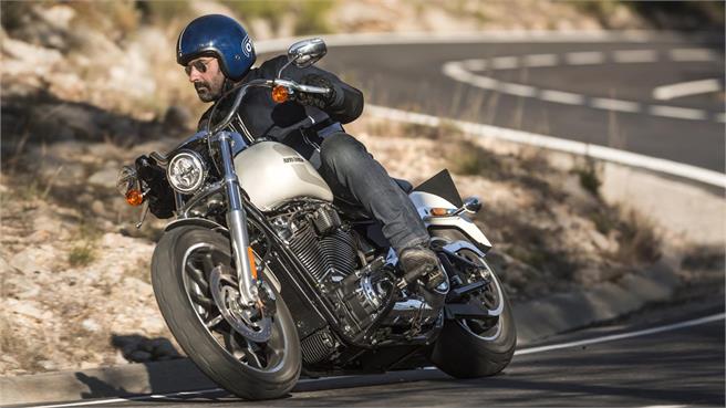 Harley Davidson Low Rider: Intemporal