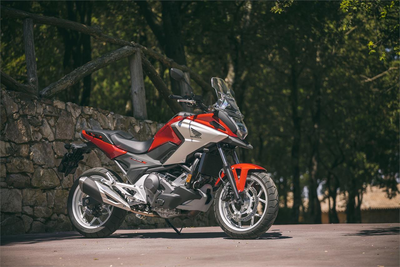 suzuki v strom 650 vs honda nc750x