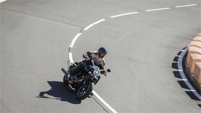 Harley Davidson Sport Glide: un acierto