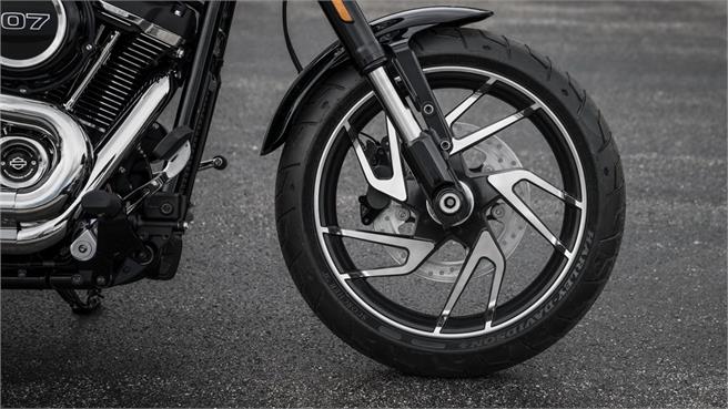 Harley Davidson Sport Glide: un acierto