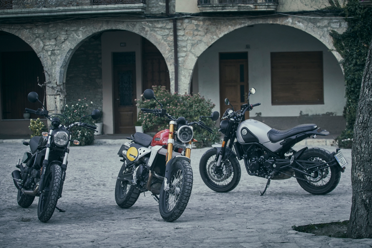 Scramblers De 400 500 Cc Ideales Tambien Para El Carnet 19 Noticias Motos Net