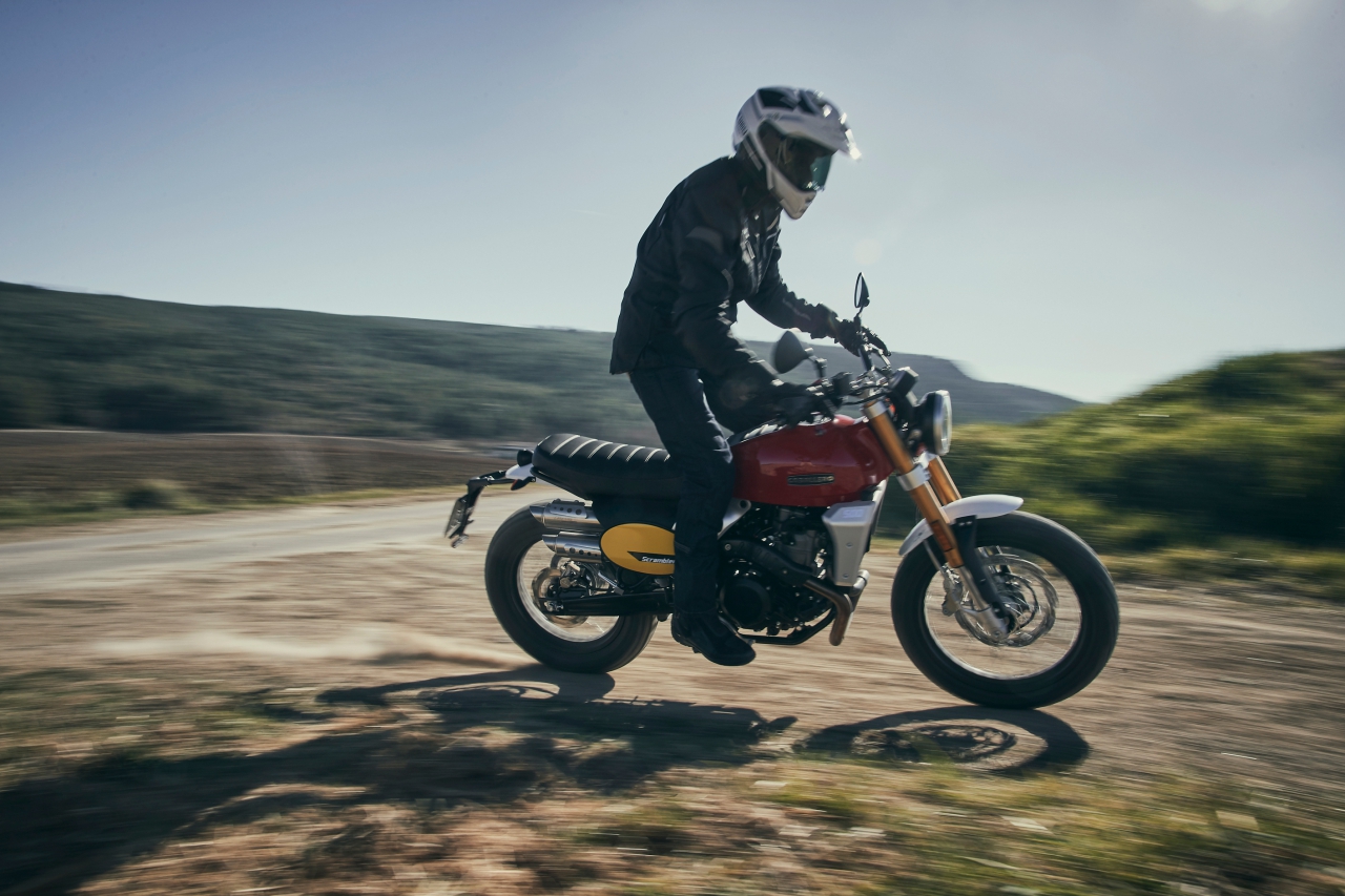 Scramblers De 400 500 Cc Ideales Tambien Para El Carnet 19 Noticias Motos Net