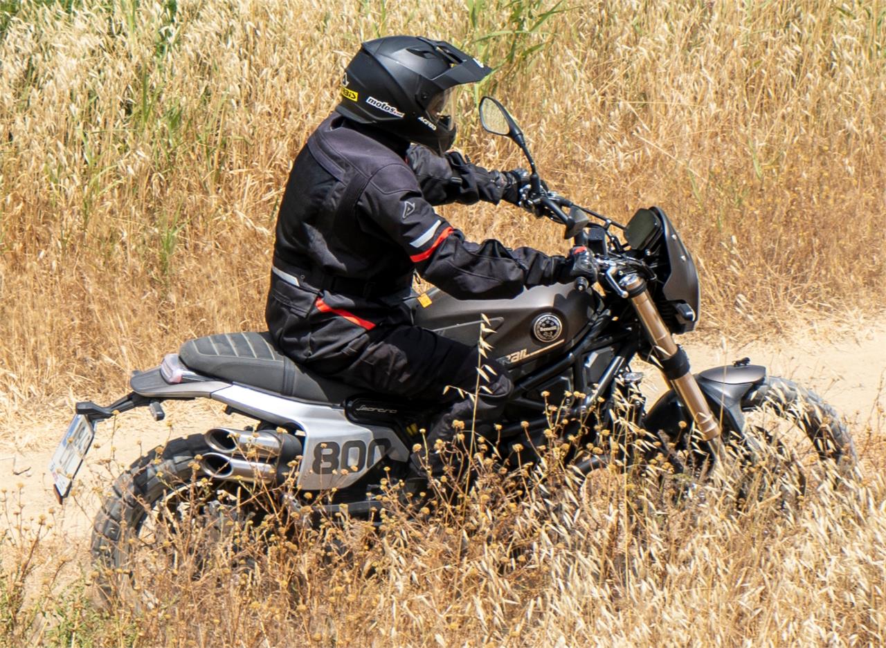 Benelli Leoncino 125, 800 and 800 Trail: New in 2022!