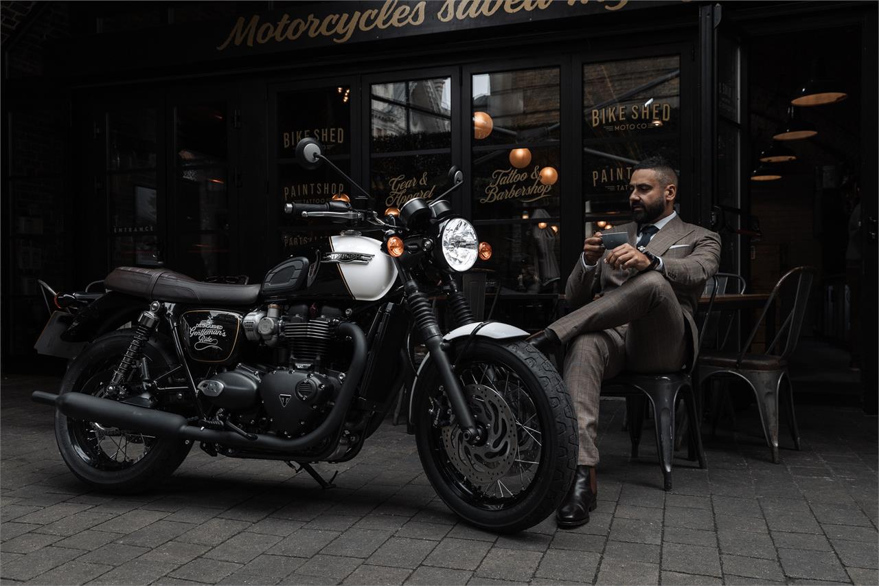 triumph bonneville t100 black custom