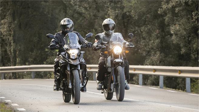 Macbor Montana contra Royal Enfield