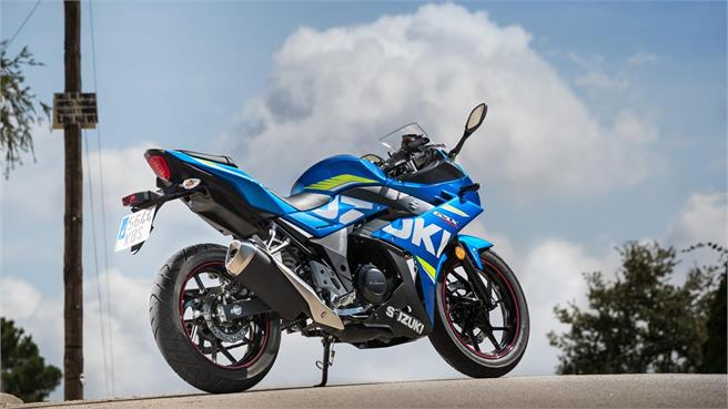 Suzuki GSX250R: Primeros pasos