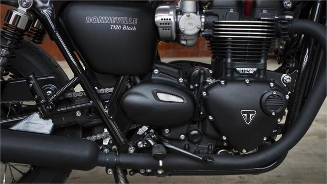 Triumph Bonneville T120 Black: el mito