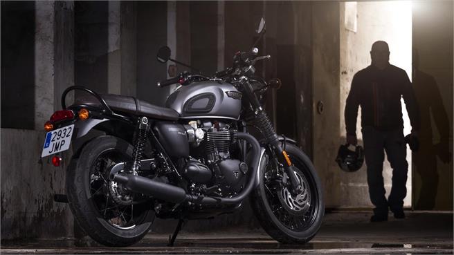 Triumph Bonneville T120 Black: el mito