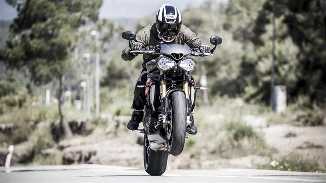 Triumph Speed Triple R 2016