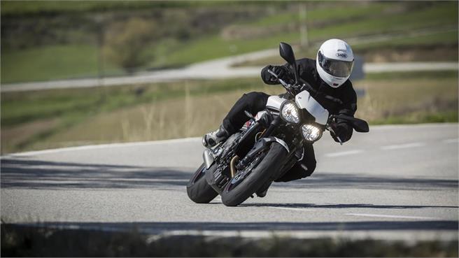 Triumph Street Triple S vs R 2017