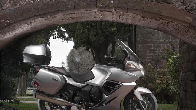 Triumph Trophy SE