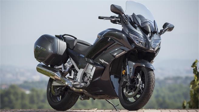 Yamaha FJR 1300 AS: Eterna viajera