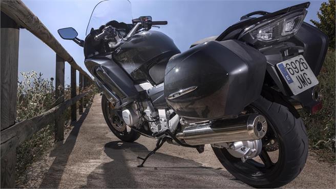 Yamaha FJR 1300 AS: Eterna viajera