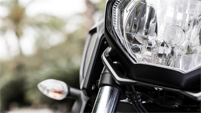 Yamaha MT-07: Simplemente refrescada