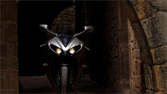 Yamaha YZF-R1