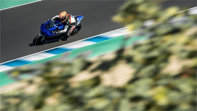 Yamaha YZF-R1: La electrónica domina