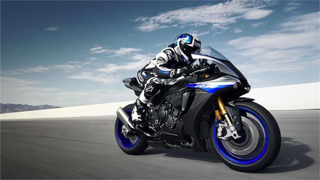 La YZF-R1M 2018 ya disponible