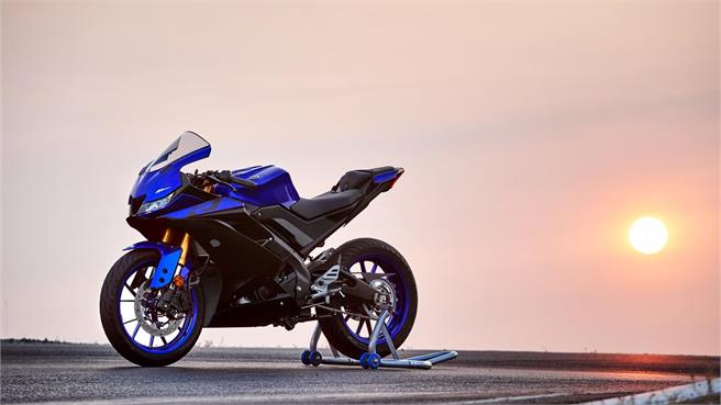 Yamaha YZF-R125 / R3