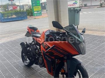 KTM RC 125 2024