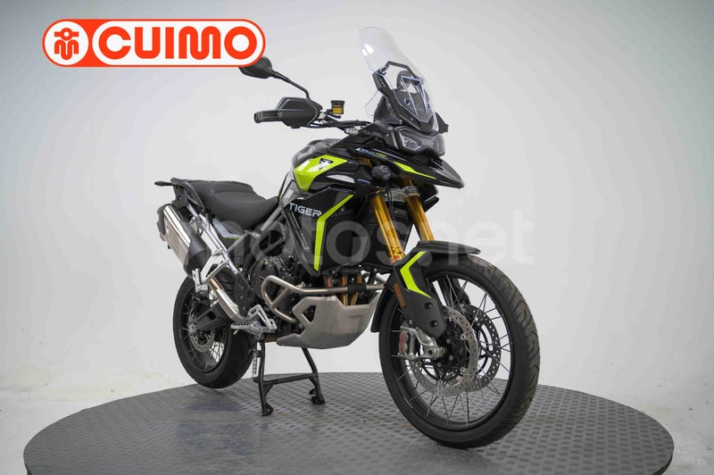 Triumph Tiger 900