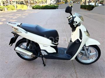Honda Scoopy SH125 2005