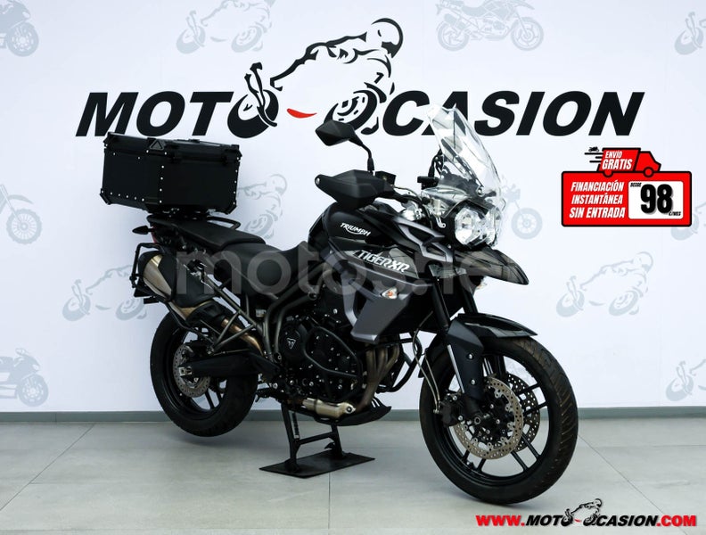TRIUMPH TIGER 800 XR