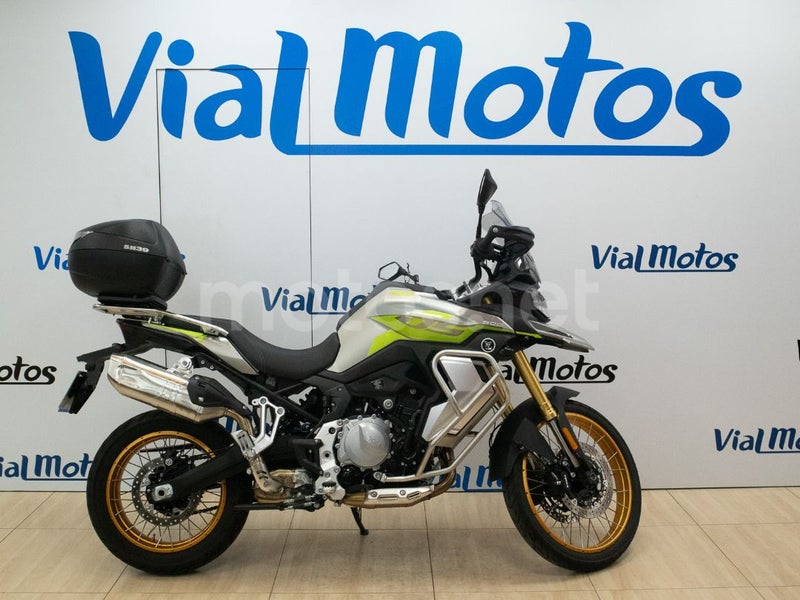 Voge 900 DSX