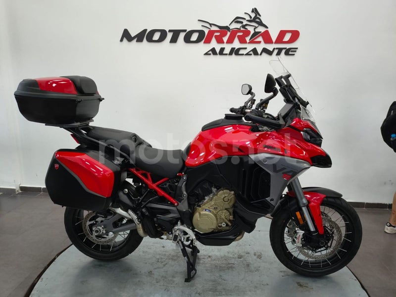 DUCATI Multistrada V4 Versión 2025