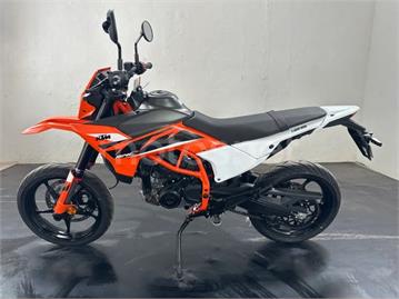 KTM 125 SMC R 2025