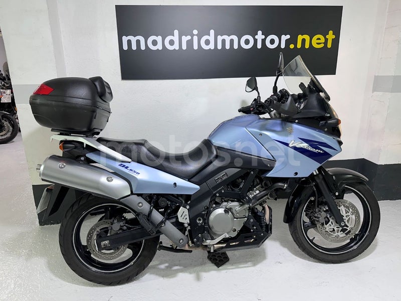 SUZUKI V-Strom 650 Versión 2004 - 2006