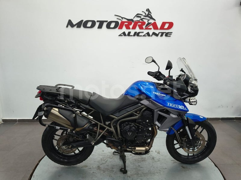 TRIUMPH Tiger 800 XR X