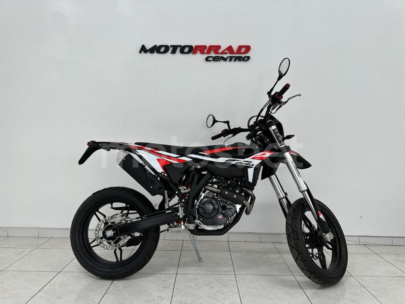 BETA RR125 Motard 4T LC Versión 2014