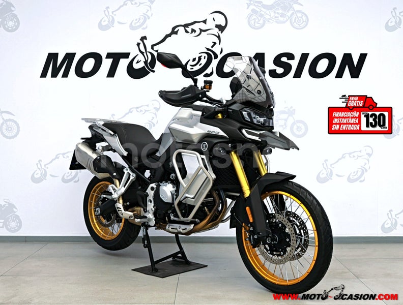 Voge 900 DSX Versión