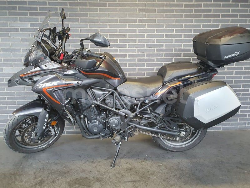 Benelli TRK 502