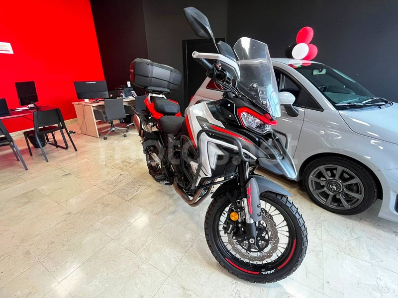 BENELLI TRK 702 X Versión 2023