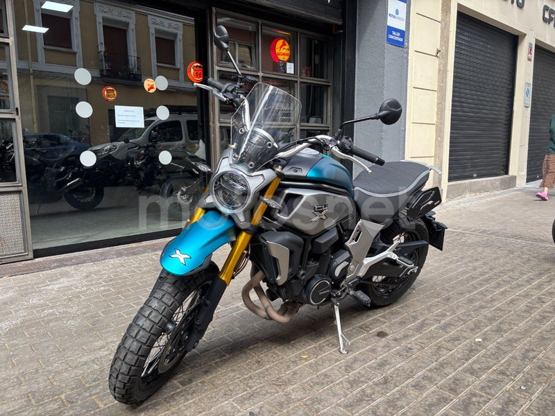 CFMOTO 700 CL-X Adventure Versión 2023