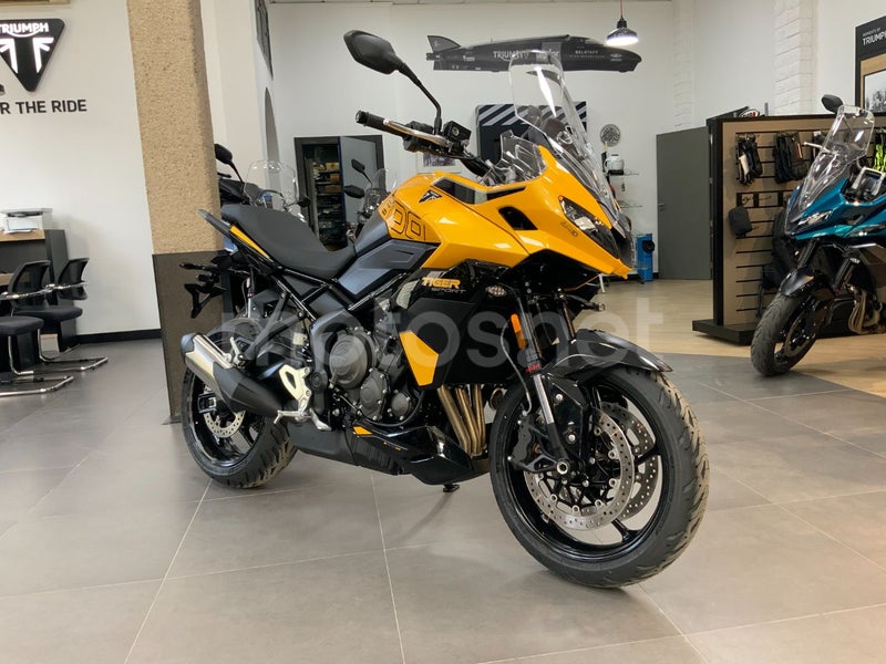 Triumph Tiger Sport 800