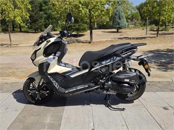 Keeway Vieste 300 XDV 2024