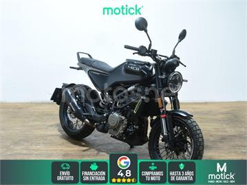 Husqvarna Svartpilen 401 2024