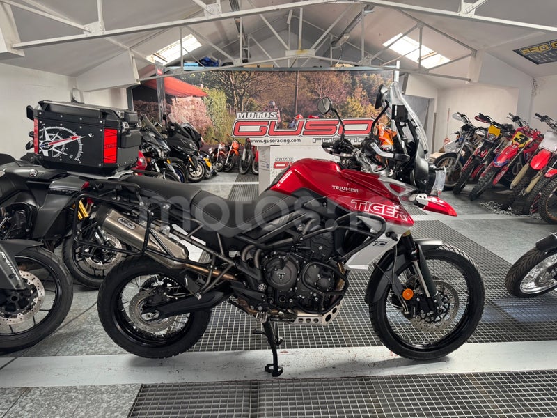 Triumph Tiger 800