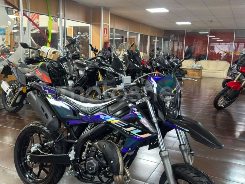 RIEJU MRT 50 SM Trophy Mirage Versión 2026