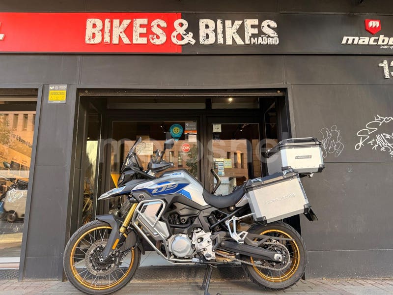 VOGE 900 DSX Versión 2024