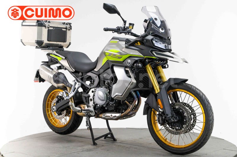 VOGE 900 DSX Versión 2024