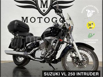 Suzuki Intruder 250 LC 2006