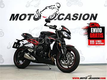 Triumph Street Triple 2021
