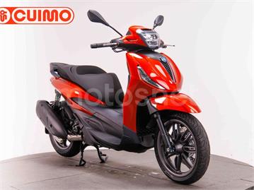 Piaggio Beverly 300 IE 2024