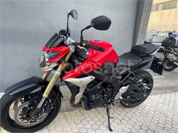 Suzuki GSR 750 2011
