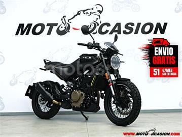 Husqvarna Svartpilen 401 2023